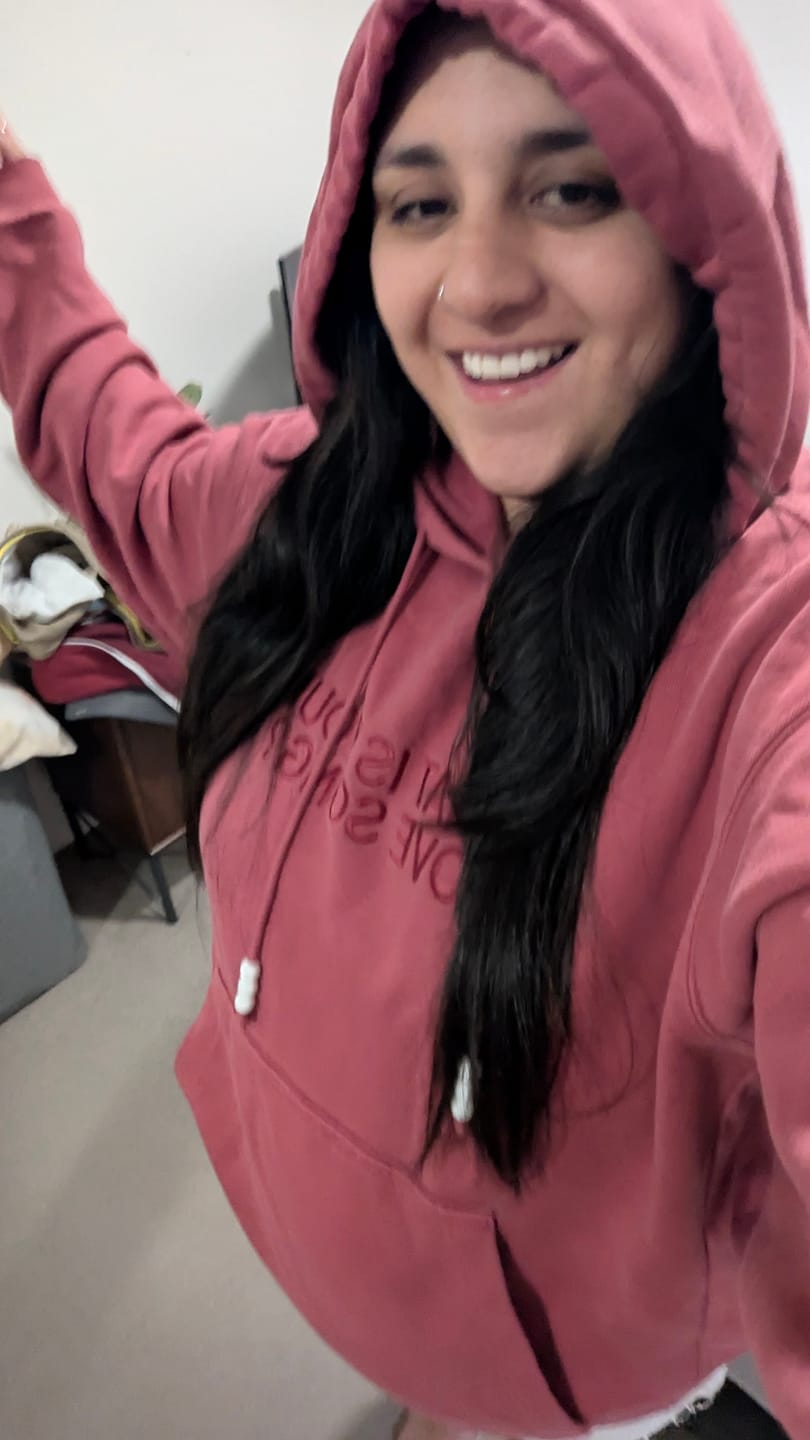 Customer photo review of [2ND / 3RD / 4TH PRE-ORDER] BTS - ARIRANG OFFICIAL MD HOODIE RED