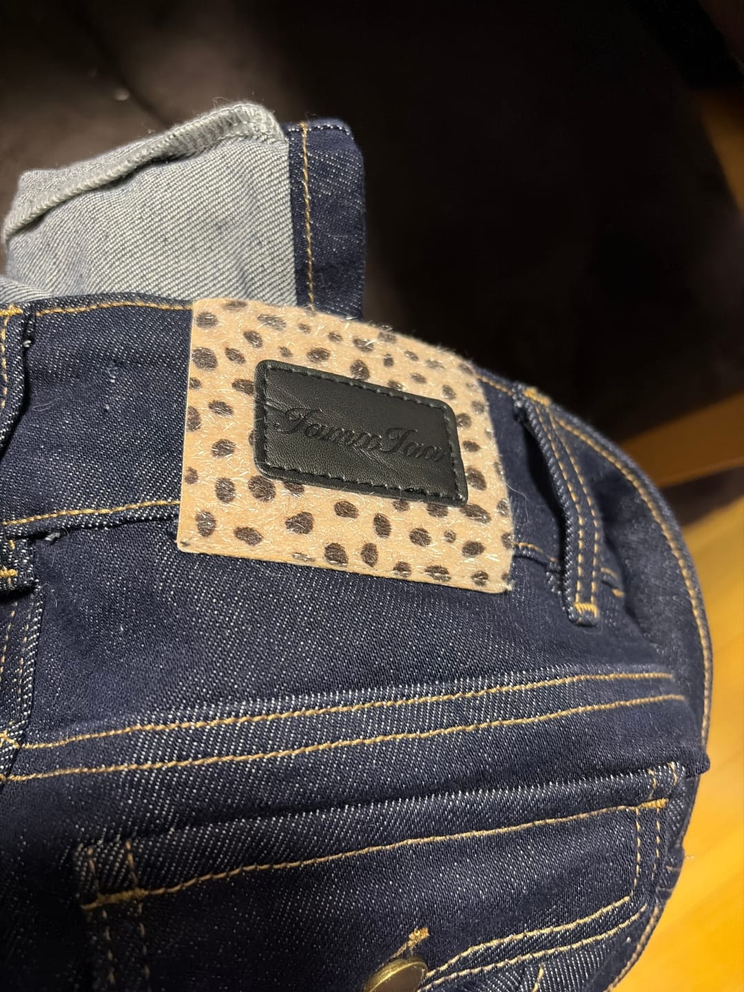 Customer photo review of IAMXIAA Low-Rise Slim Fit Flared Denim Jeans with Vintage Silhouette