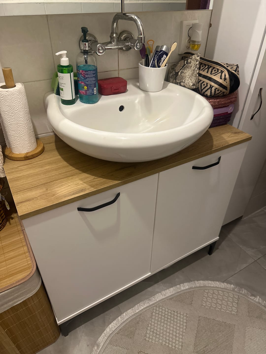Customer photo review of Rani JE190 Kahve Köşesi Çok Amaçlı Dolap 2 Kapaklı Kiler Mutfak Dolabı Beyaz - Sepet Ceviz