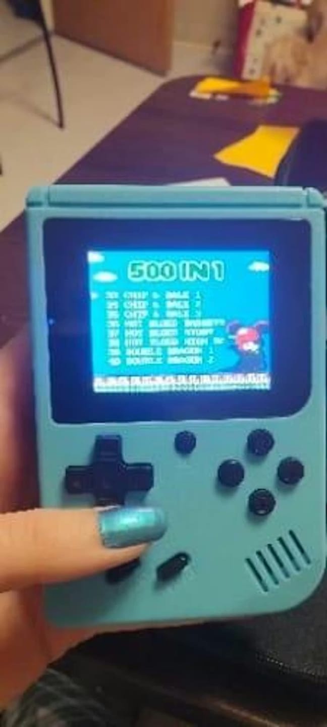 Customer photo review of Retro Spielekonsole Handheld | 400 Spiele integriert