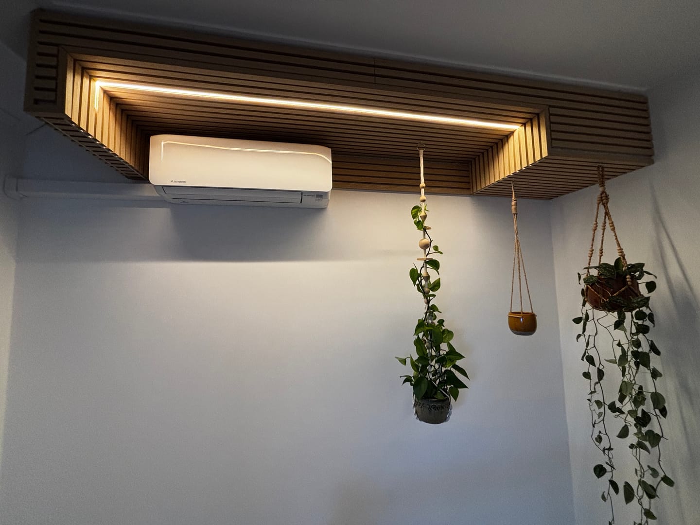 Customer photo review of AkuPanel Naturel Eiken-Hout met Grijs Vilt | 240cm x 60cm | 3-zijdig écht houtfineer