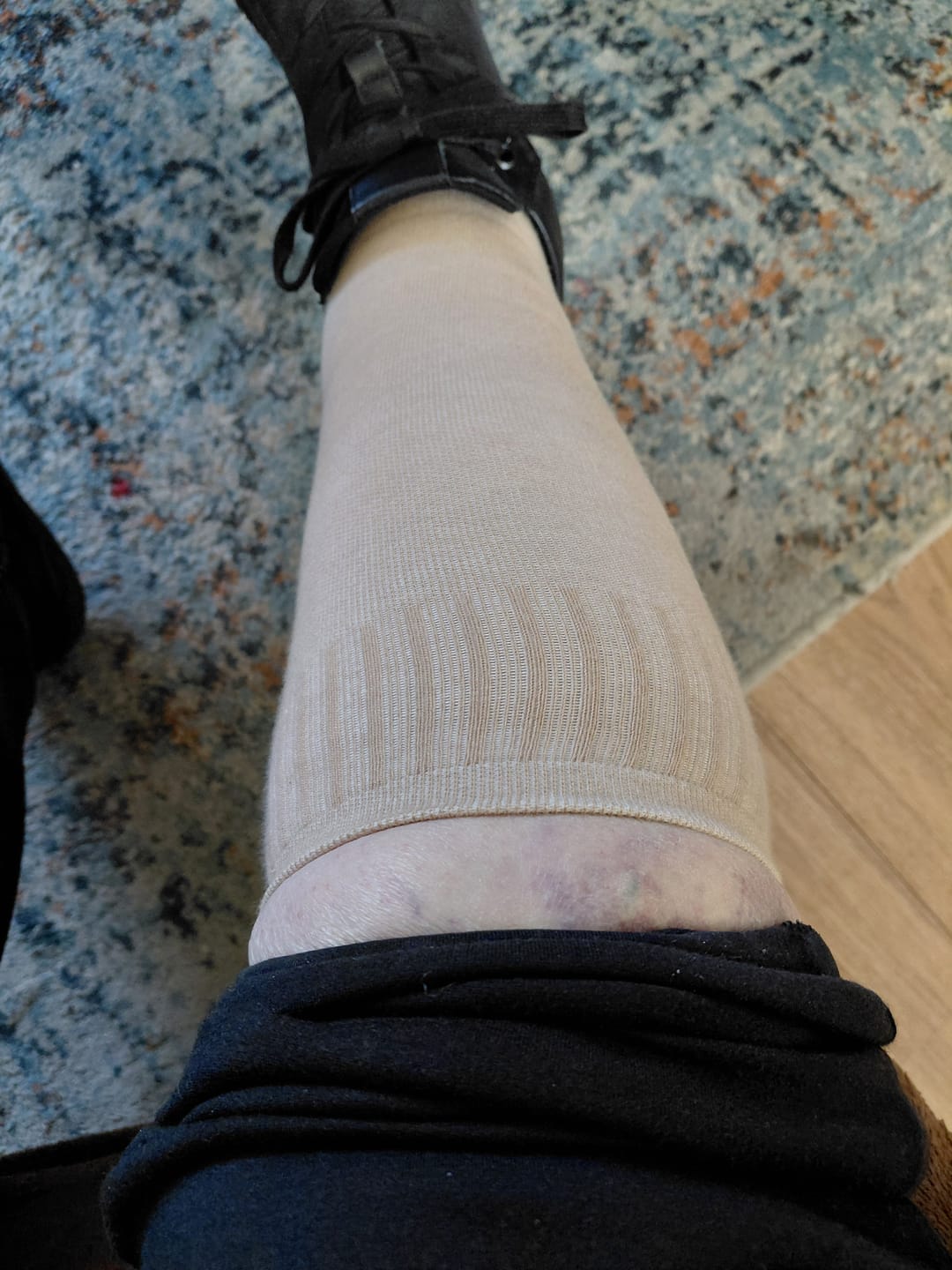 Customer photo review of 3-Pack | Essential Compression Socks Warm Taupe