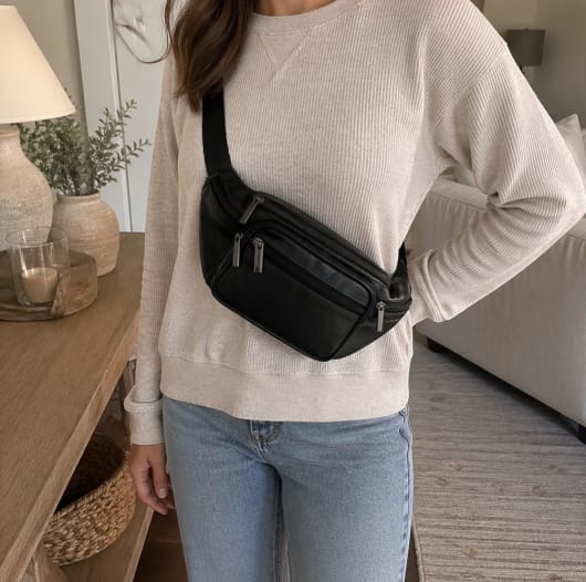 Customer photo review of The Voilet | Vintage Leather Belt Bag
