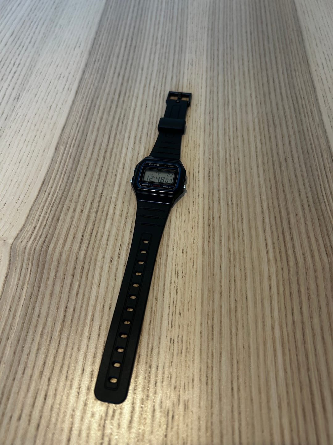 Customer photo review of Correa De Repuesto Casio Bands 71604002 (F-91W, F-105W, etc.)