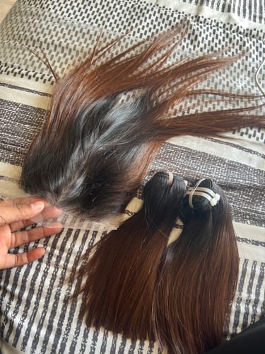 Customer photo review of Ombre Choc Brown Vietnamese SDD Bone Straight Closures