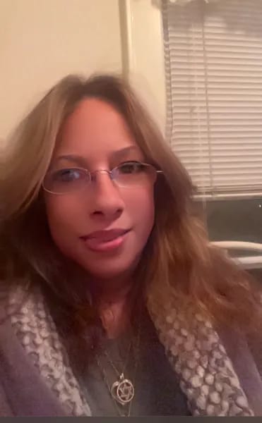 Customer photo review of Instant Dye Shampoo