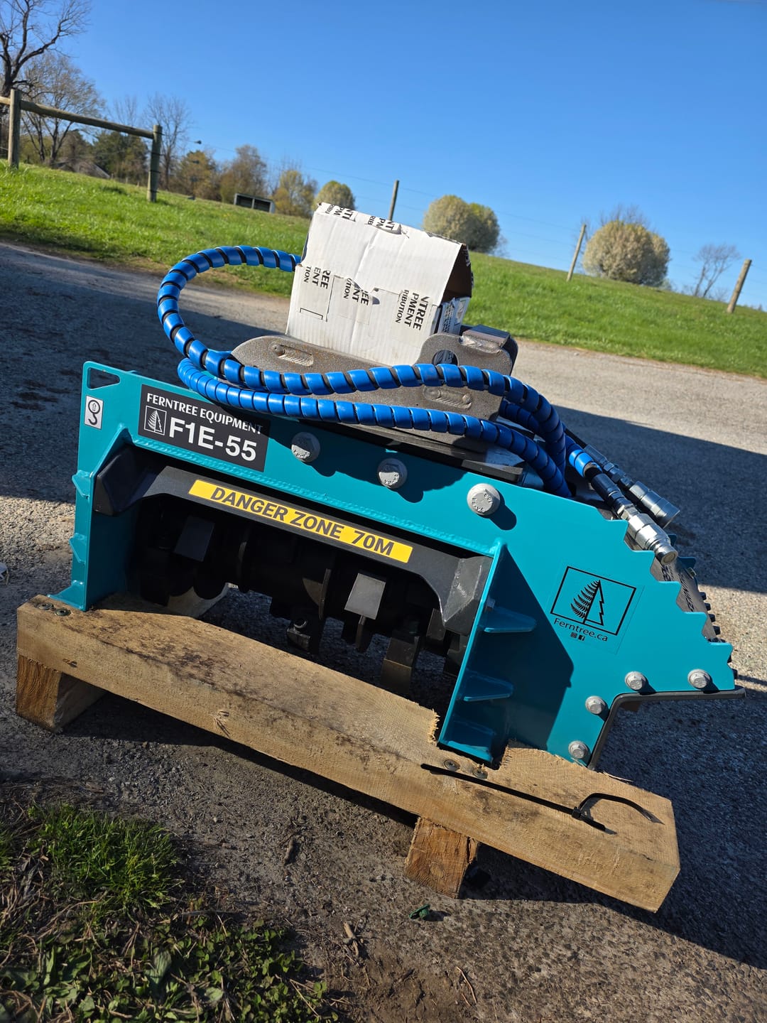 Customer photo review of Ferntree Mini Excavator Forestry Mulcher | Model FF-L Series | 22"-30" Cutting Width | Machine Size 2.5- 6 Ton | For Mini Excavator