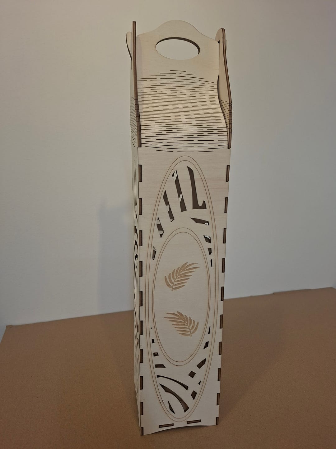 Customer photo review of Laser cut wine bottle gift box 6 bundle svg file