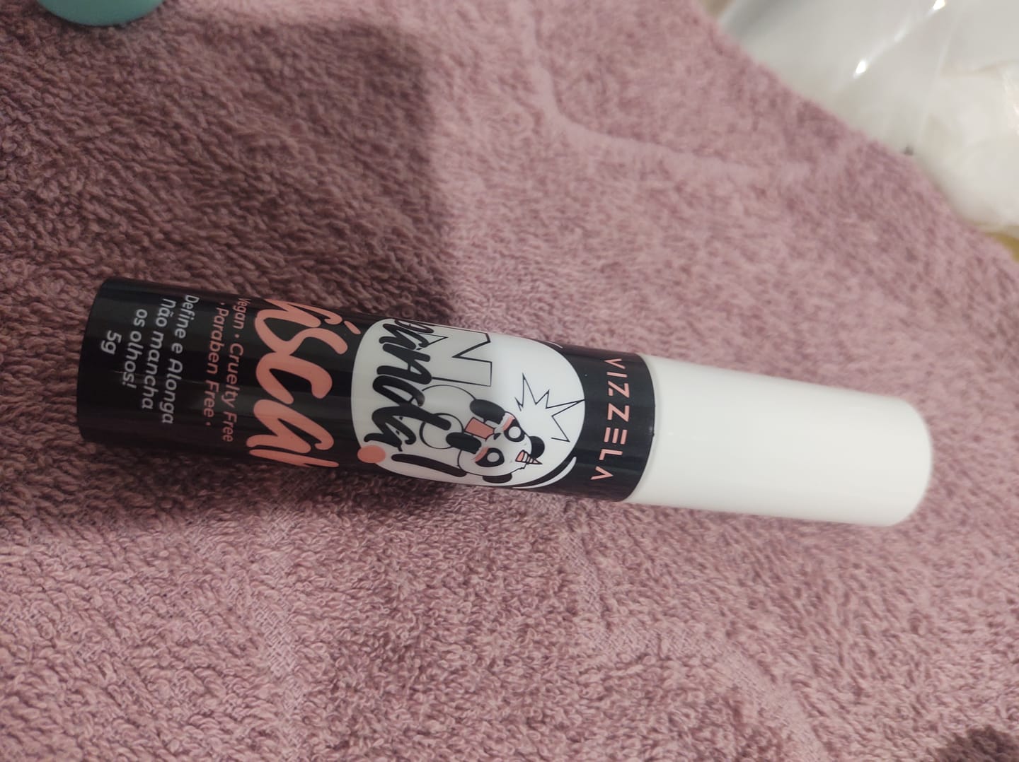 Customer photo review of Máscara Para Cílios No Panda Vizzela - Preta