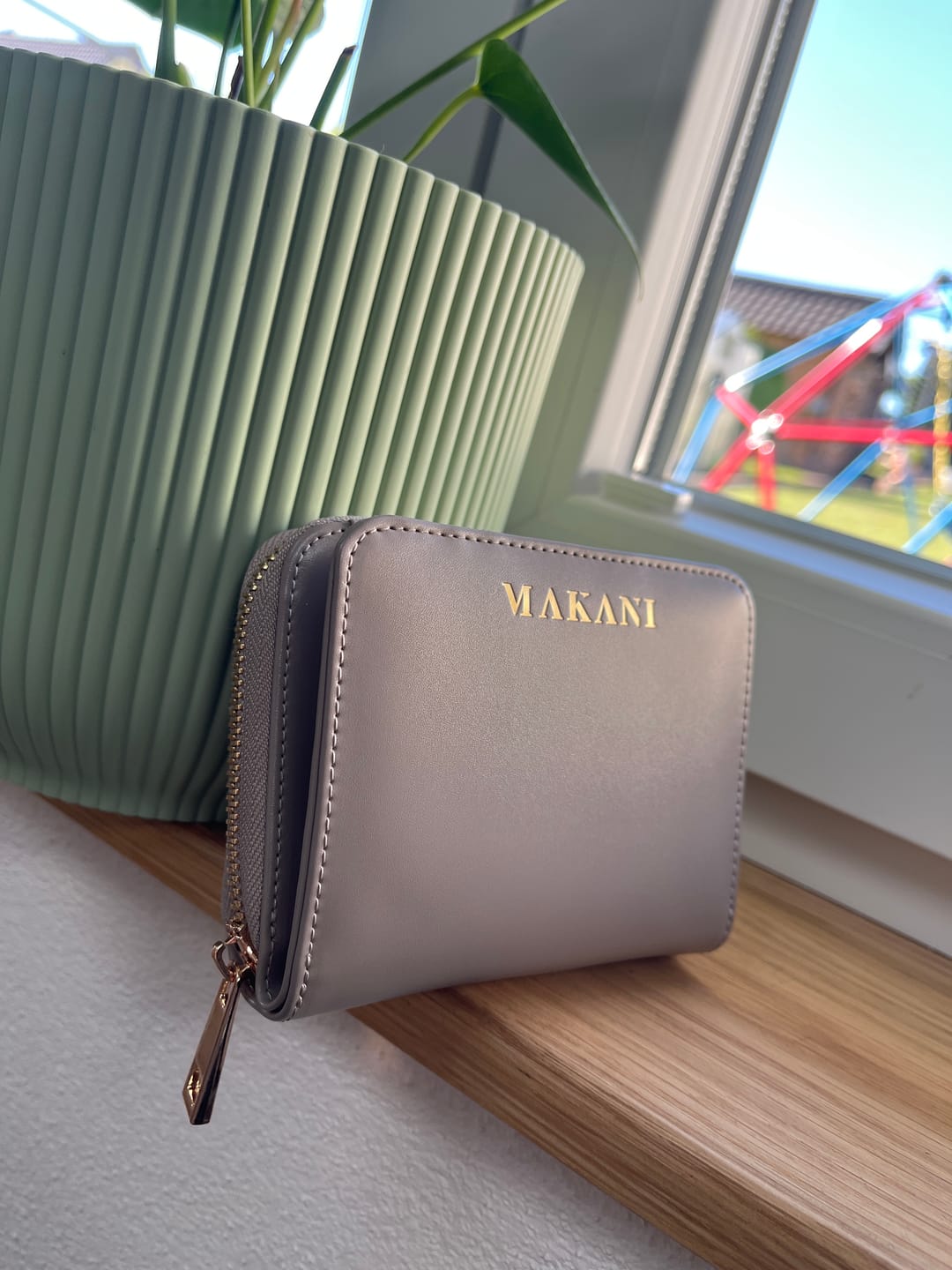 Customer photo review of KAIA - TAUPE