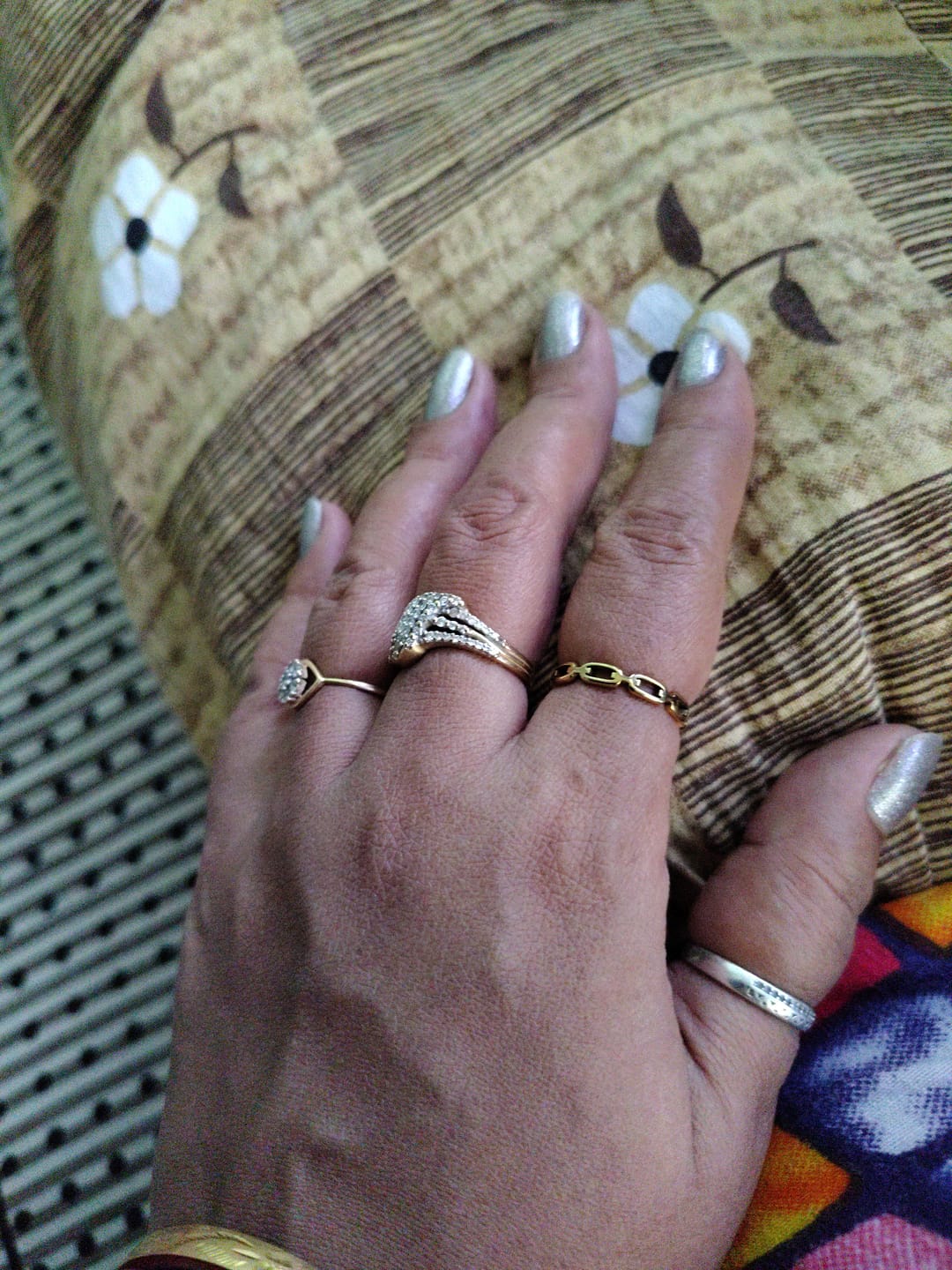 Customer photo review of Geo Link Gold Band