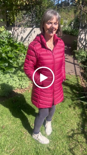 Customer video review of Burgundy Classic Parka™