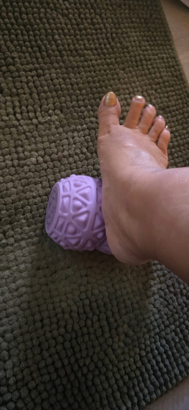 Customer photo review of Portable Vibrating Massage Roller - Vibit ROLL