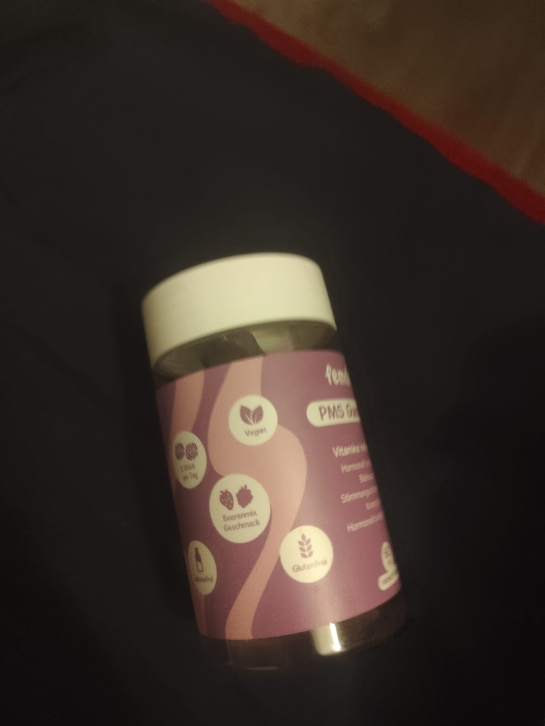 Customer photo review of femdisc Pms Gummies gratis