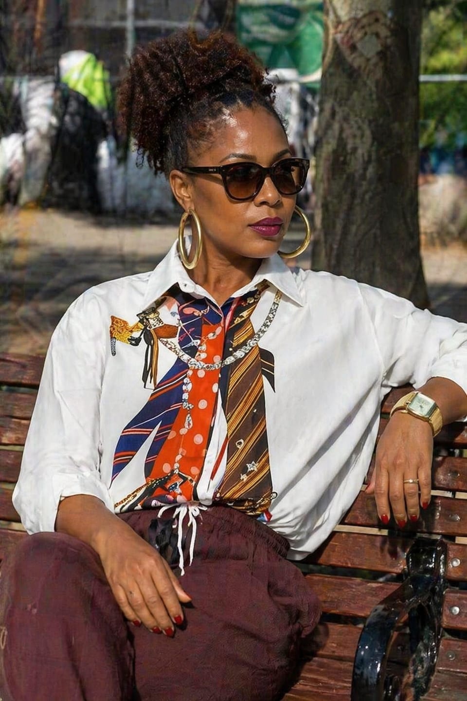 Customer photo review of Loose Three-Quarter Sleeves Buttoned Contrast Color Printed Split-Joint Lapel Blouses&Shirts Tops