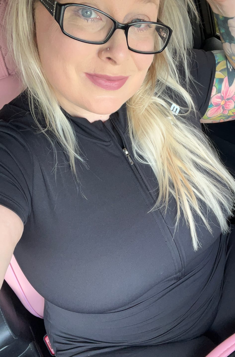 Customer photo review of Essential Bodysuit Short