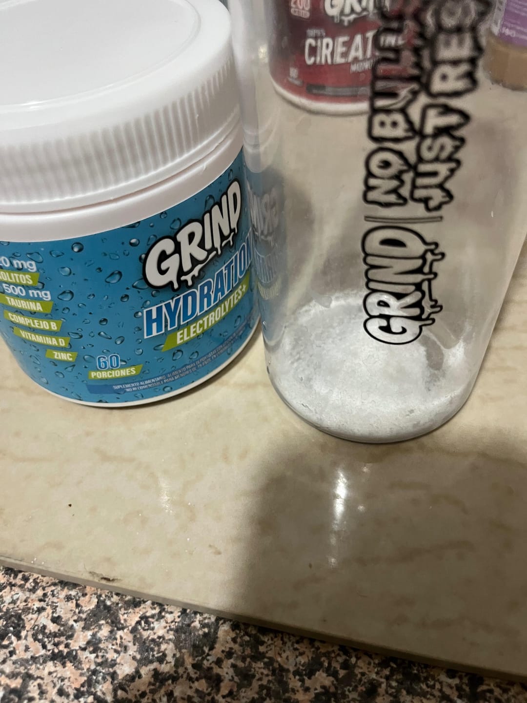 Customer photo review of Grind Hydration | Electrolitos Premium – 60 Porciones ( Sabor Piña )