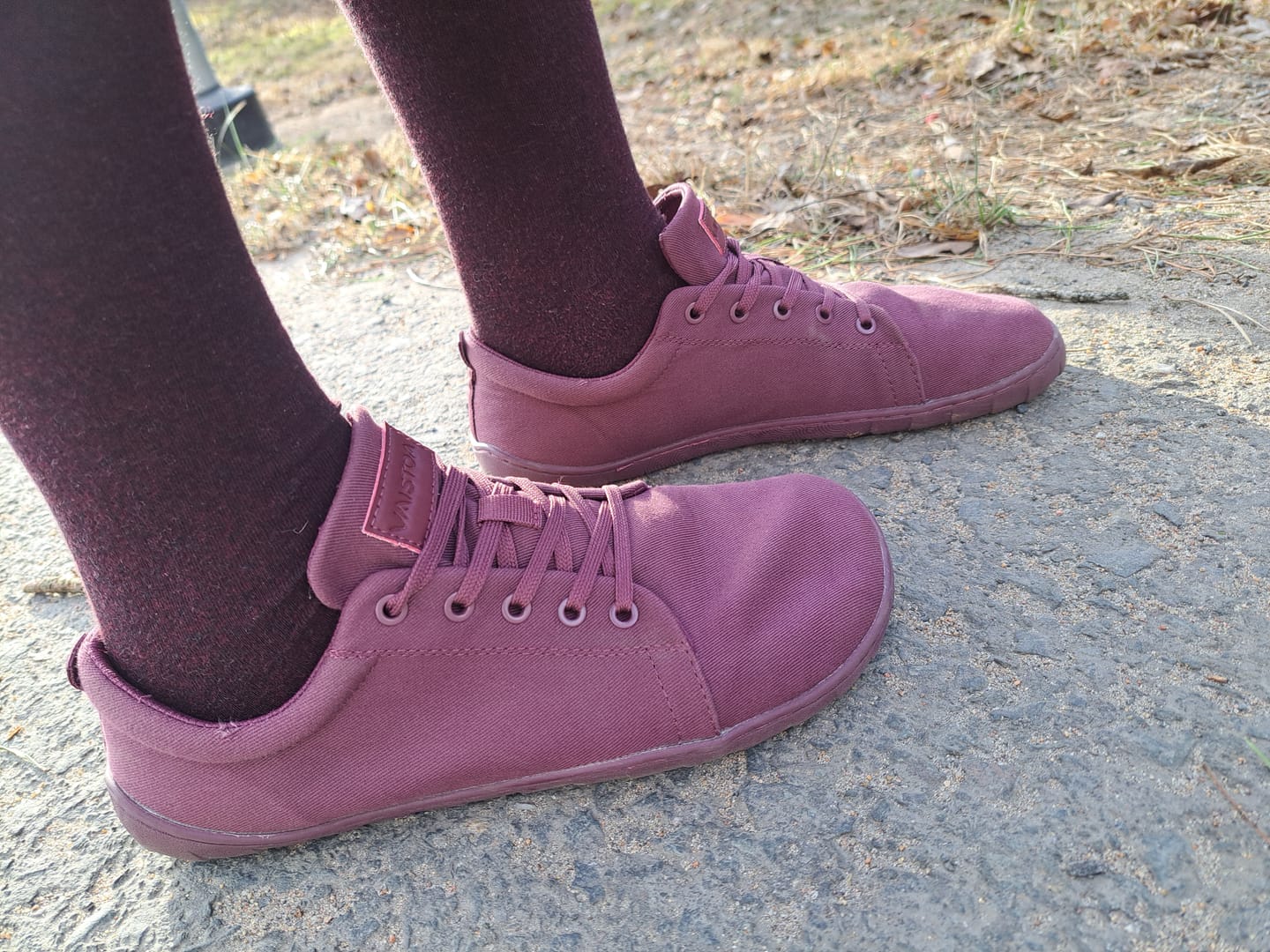 Customer photo review of Vaistoa Rento 2 -paljasjalkatennarit