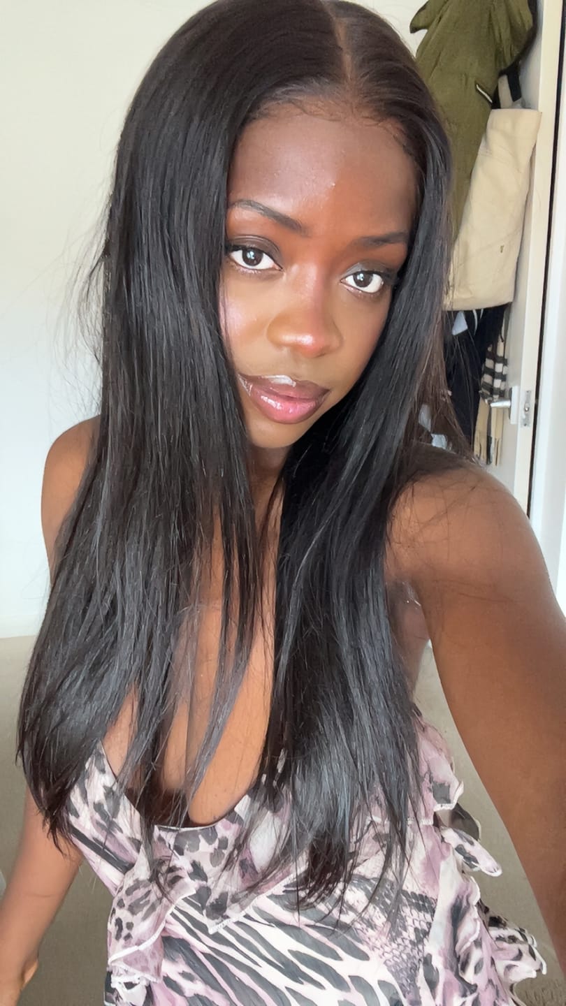 Customer photo review of Wavymy Wear Go Glueless Lace Wigs Pre-cut HD Lace Wigs Human Hair Pre-plucked Natural Hairline 180% Density