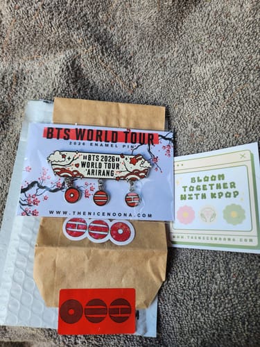 Customer photo review of (PREORDER) BTS 2026 Tour Pin