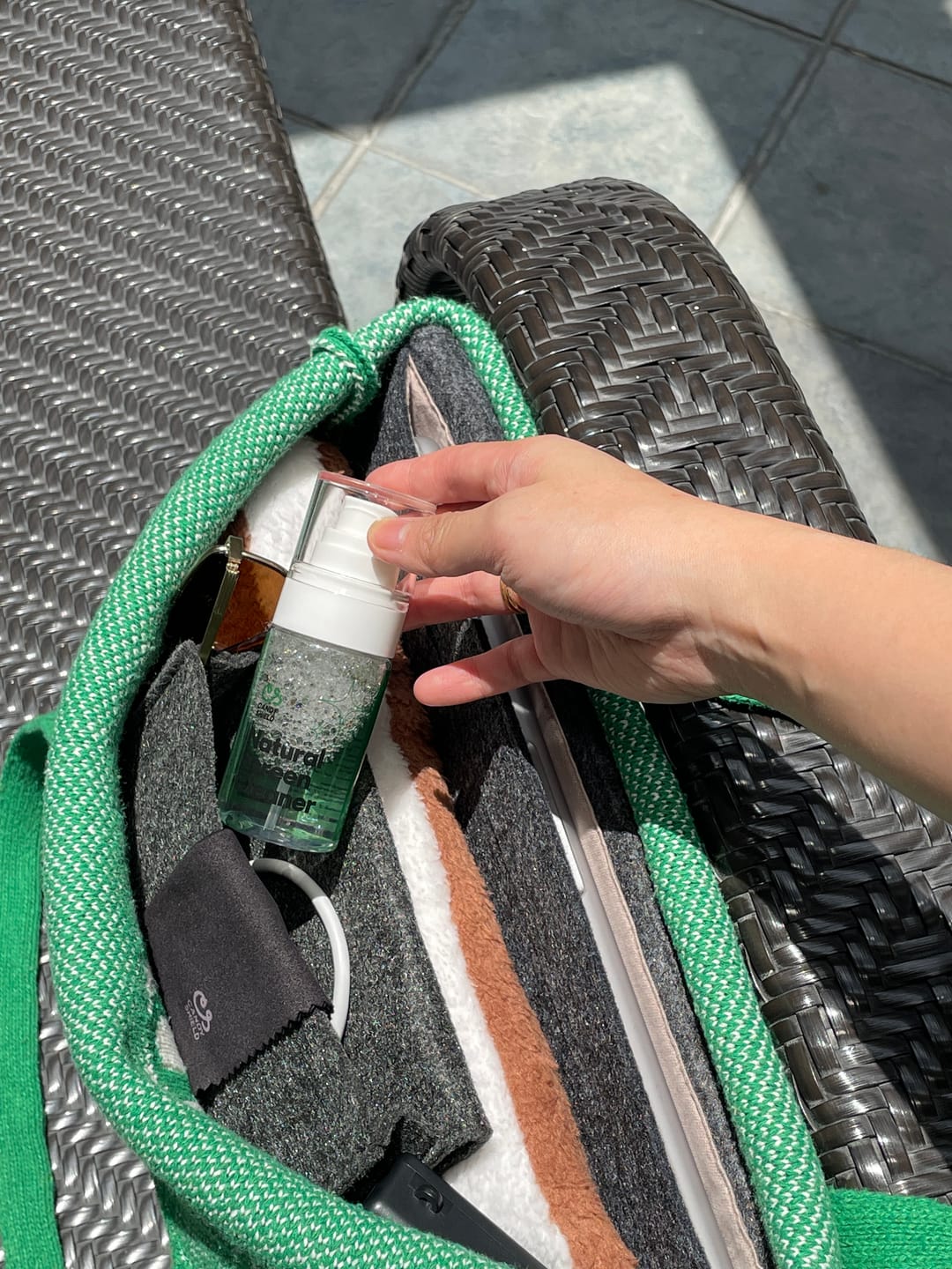 Customer photo review of Ultimate Screen Cleaner Spray & Premium Microfiber Cloth Kit – Streak-Free for MacBook, iPad & iPhone