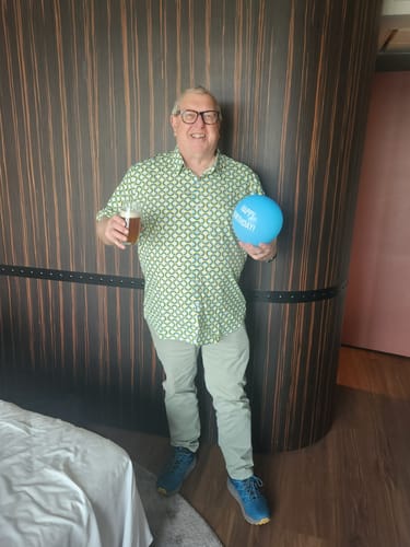 Customer photo review of Men's Green Cool Summer Beach Short Sleeve Shirt