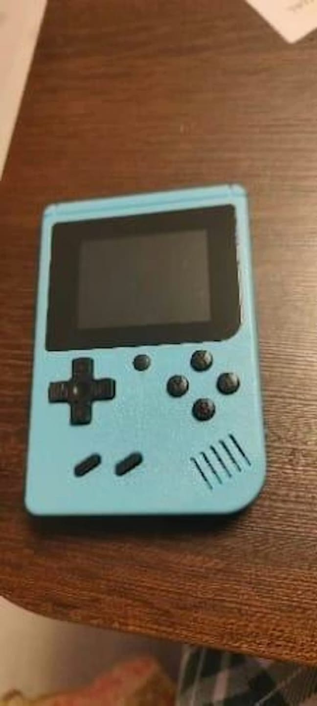 Customer photo review of Retro Spielekonsole Handheld | 400 Spiele integriert