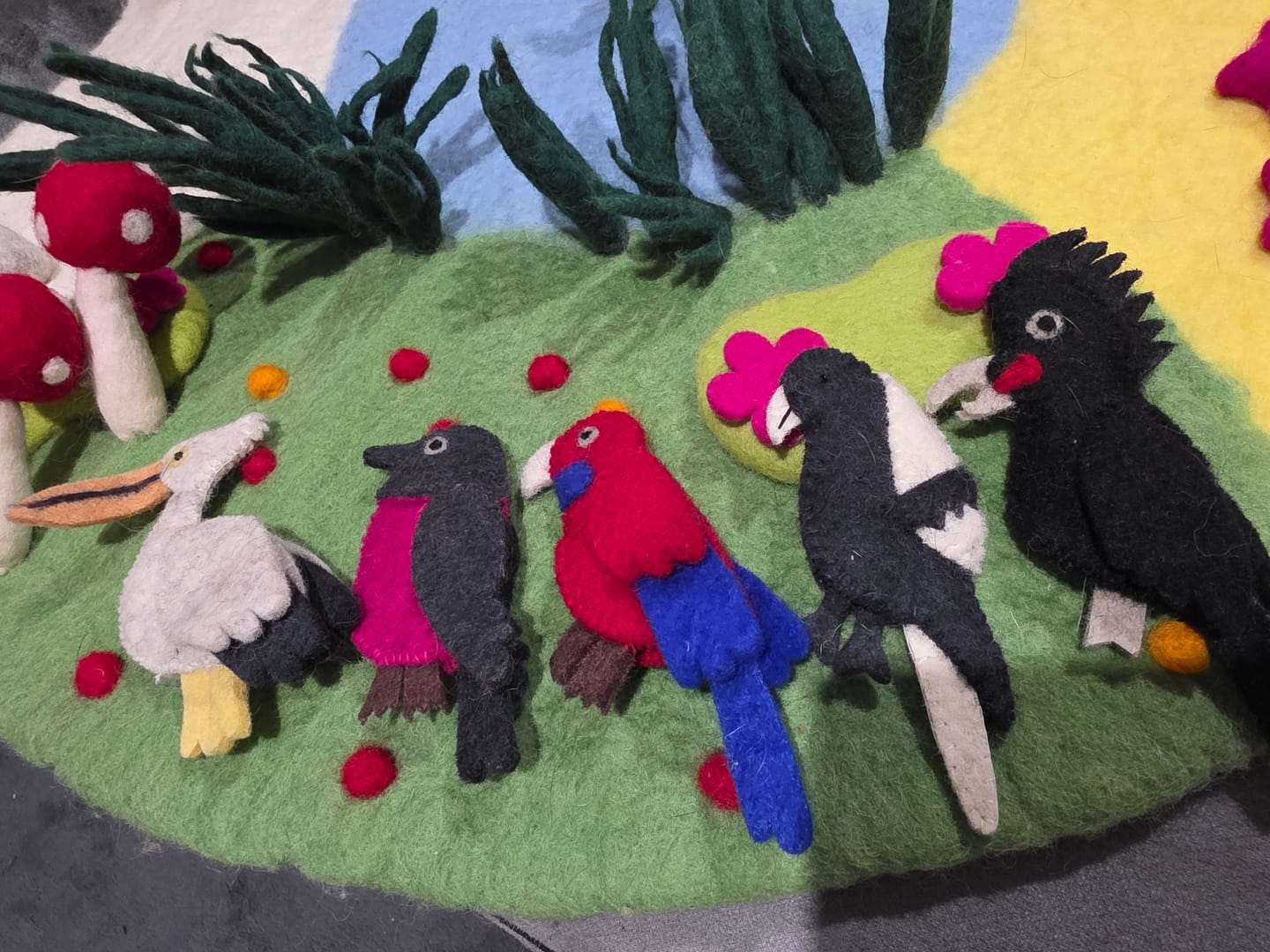 Customer photo review of Busy Beaks Finger Puppets and Book Set by Sarah Allen