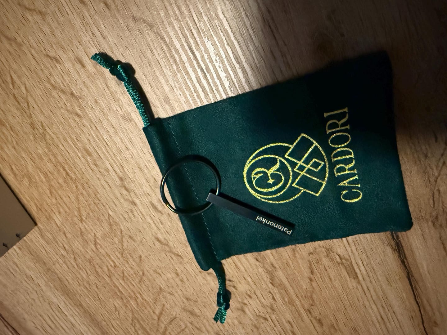 Customer photo review of Säulen Schlüsselanhänger mit Gravur