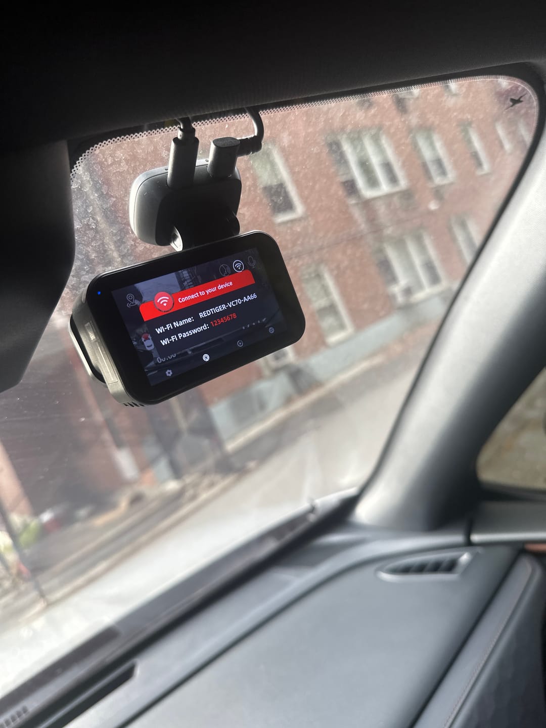 Customer photo review of Redtiger ViewClear-70 4K Dual HDR 5.8Ghz WiFi-6 Super Night Vision Dual Dash Cam