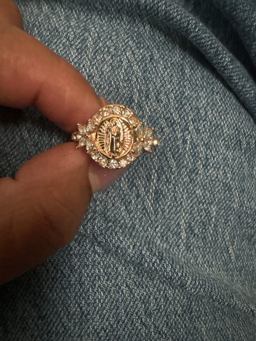 Customer photo review of Christianartworkshop Elegant Virgin Mary Emblem Ring: Sacred Detail for Daily Devotion