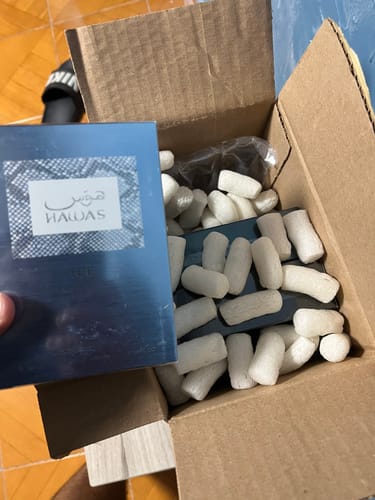 Reseña con foto de un cliente sobre Perfume Rasasi Hawas Malibu 100 ml EDP