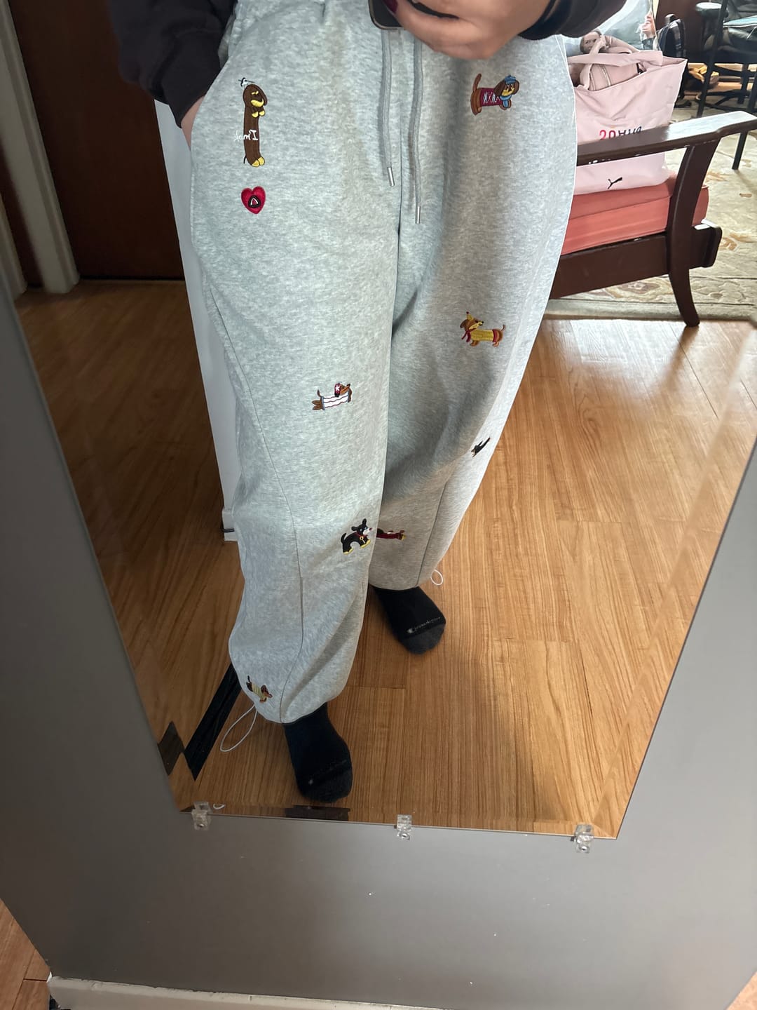 Customer photo review of Aelfric Eden Embroidery Dog Baggy Barrel Sweatpants