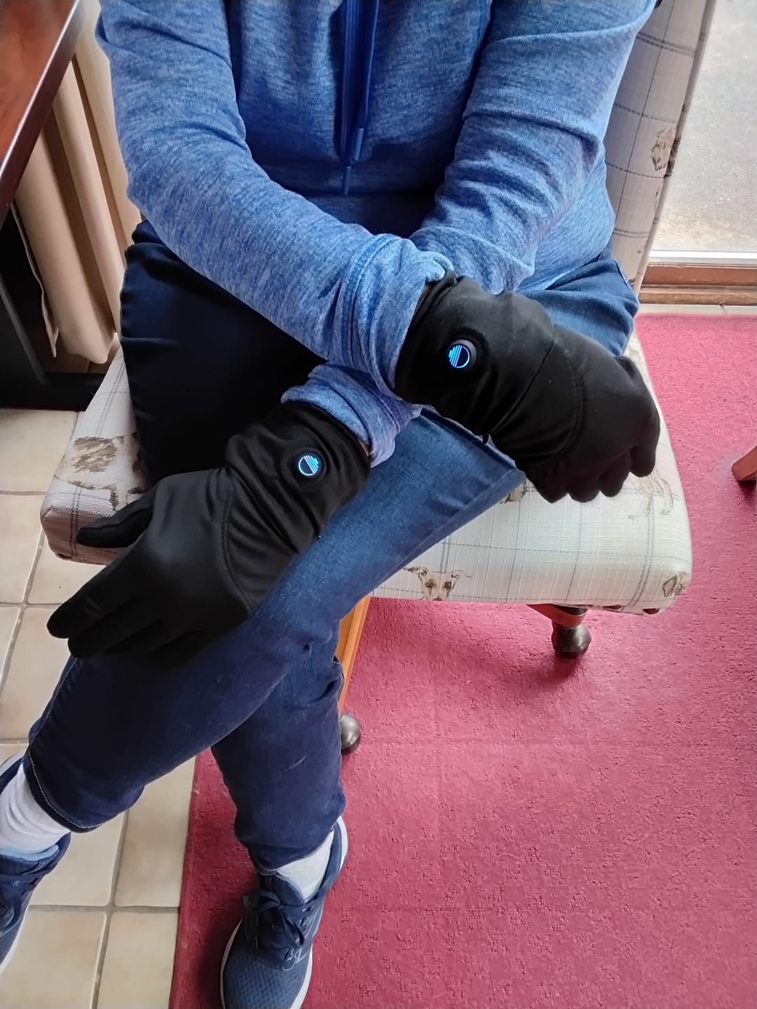 Customer photo review of Toasty Touch® Ultra Thin Heated Gloves