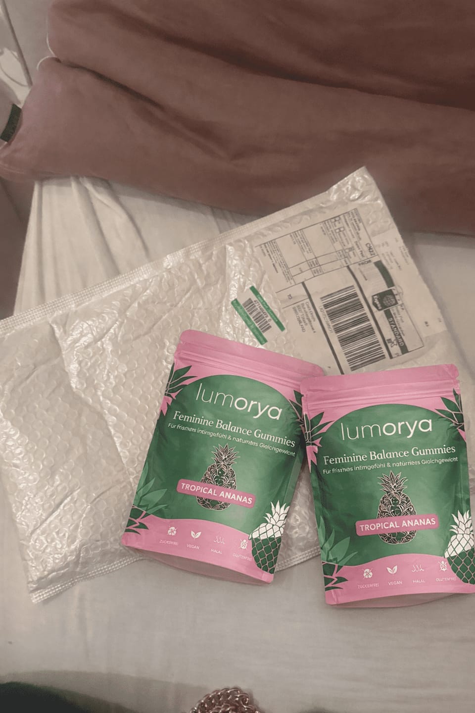 Customer photo review of LUMORYA® - Premium Balance Gummies