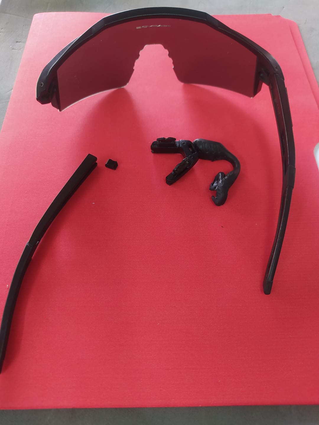 Customer photo review of Kapvoe Sunglasses Replacement Nose Pad