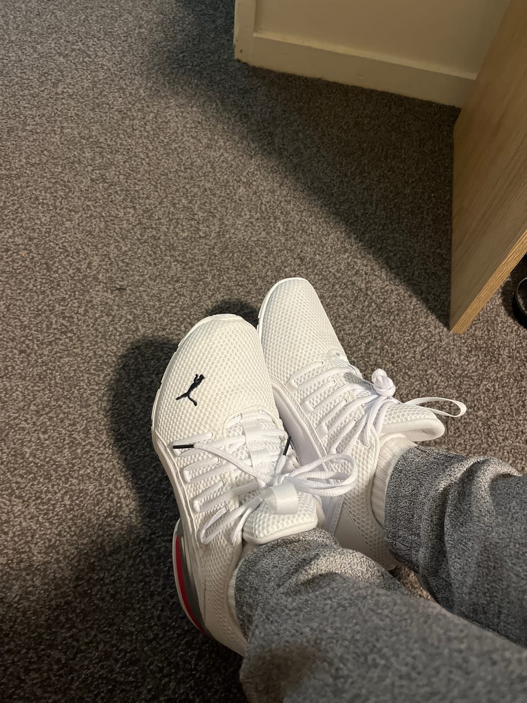 Customer photo review of PUMA AXELION LS RED WHITE