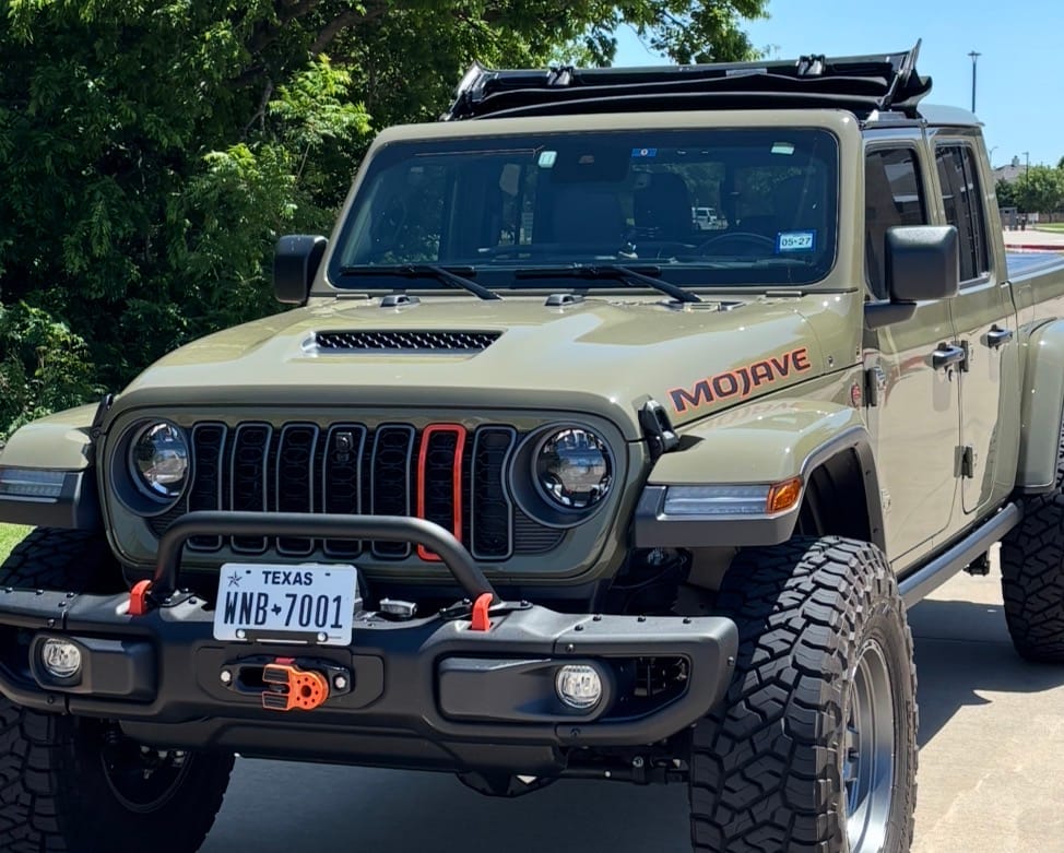 Customer photo review of Slot Cover for 2024 Grille Wrangler JL JT Grille