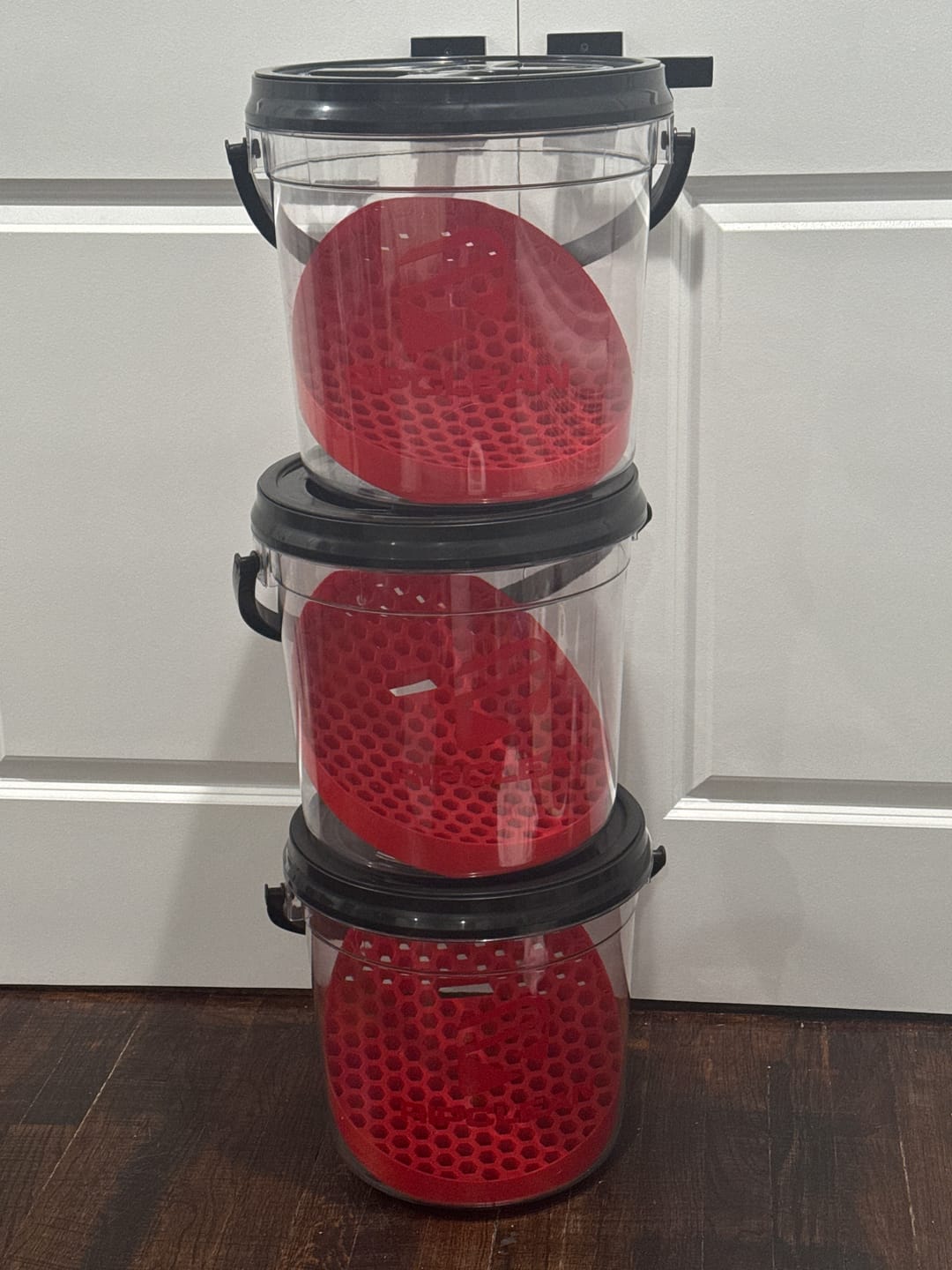 Customer photo review of Phantom Clear 5 Gallon Wash Bucket