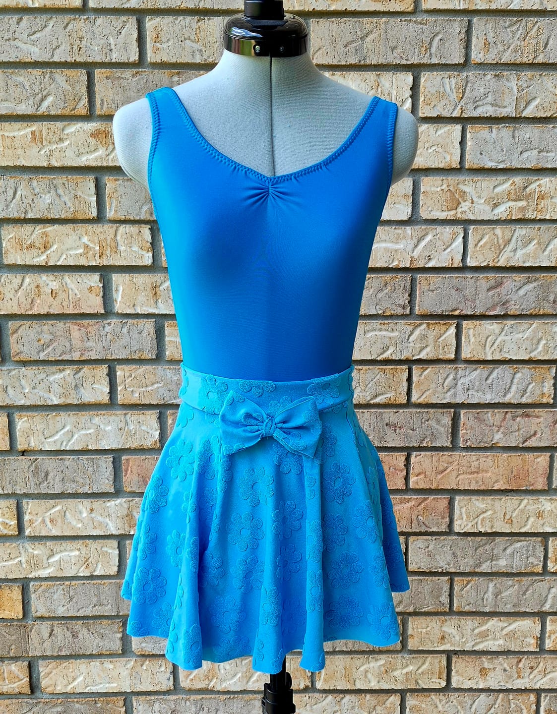 Customer photo review of Daisy Floral Jacquard Knit Fabric - JACQ-4480