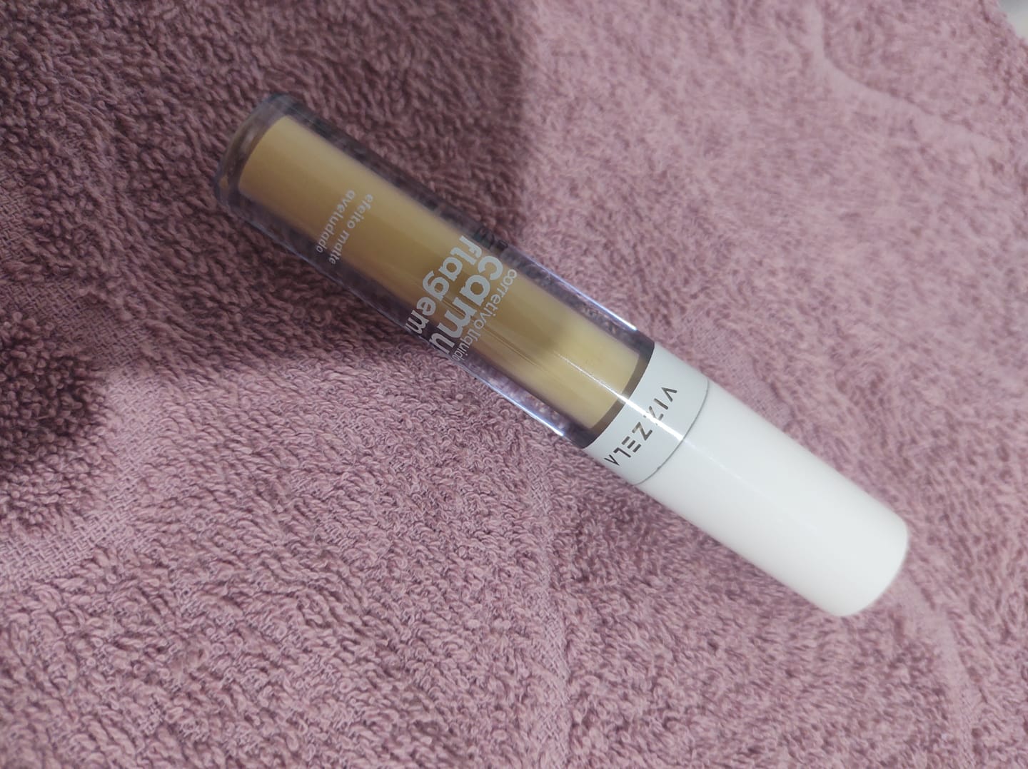 Customer photo review of Corretivo Camuflagem – Amarelo - Vizzela
