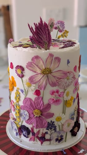 Customer photo review of PRESSED FLOWERS - Freeze Dried, Organically Grown & Edible