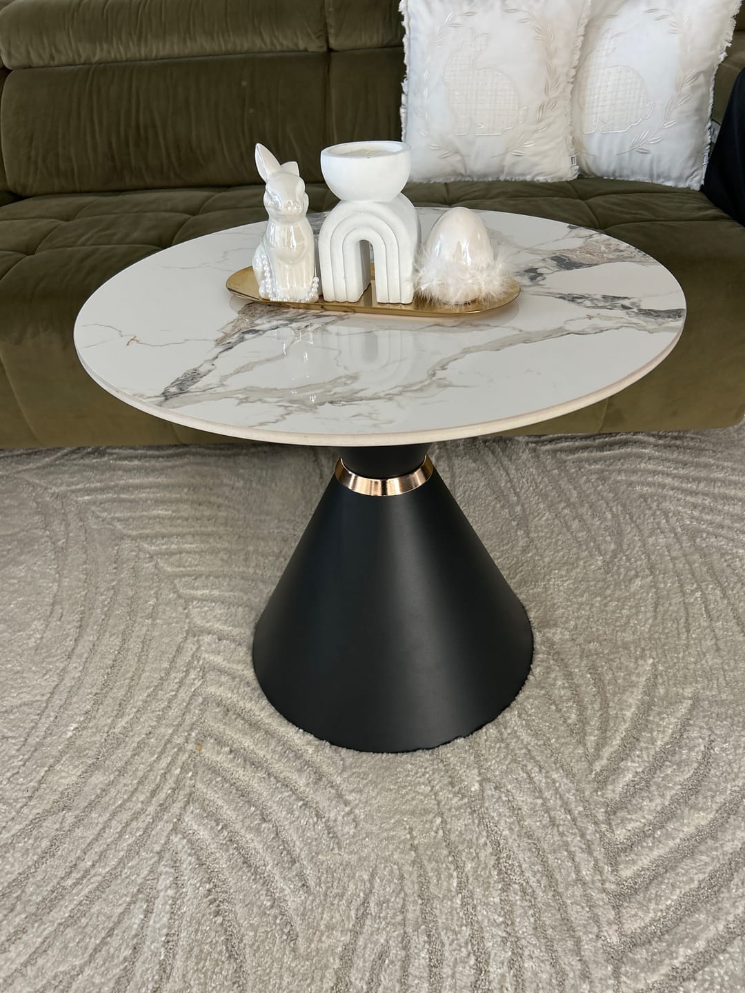 Customer photo review of Masuta cafea blat marmura GORETTI S, alb cu efect de marmura/negru/auriu, otel, 60x60x51 cm