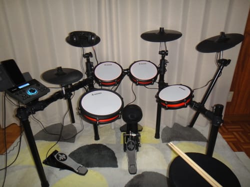 Customer photo review of Donner DED-200（2026年版）5ドラム 3シンバル 電子ドラム