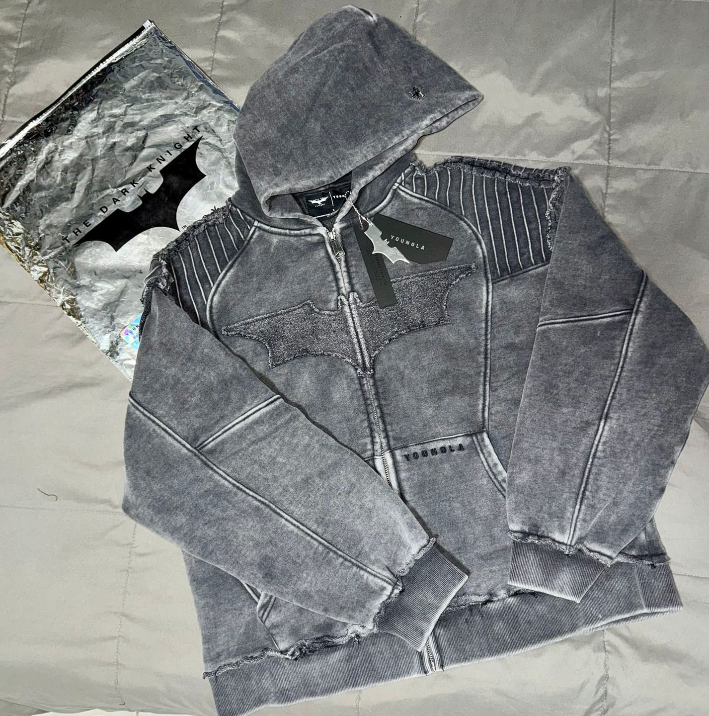 Customer photo review of 8002 - Batman Comic Longsleeves