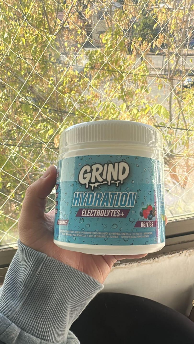 Customer photo review of Grind Hydration | Electrolitos Premium – 60 Porciones ( Sabor Berries)
