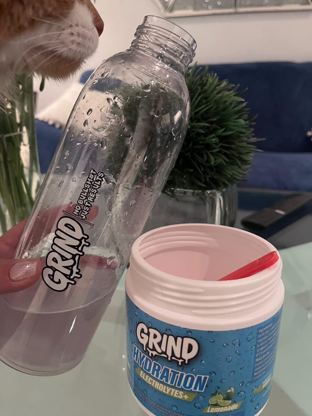 Customer photo review of Grind Hydration | Electrolitos Premium – 60 Porciones ( Sabor Limonada)