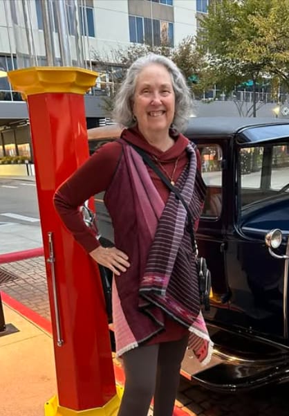 Customer photo review of Light Wool Cape Fusion Red