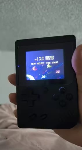 Customer photo review of Retro Spielekonsole Handheld | 400 Spiele integriert