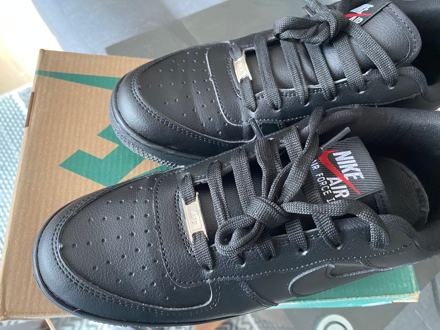Customer photo review of Tenis 270 Negro Total
